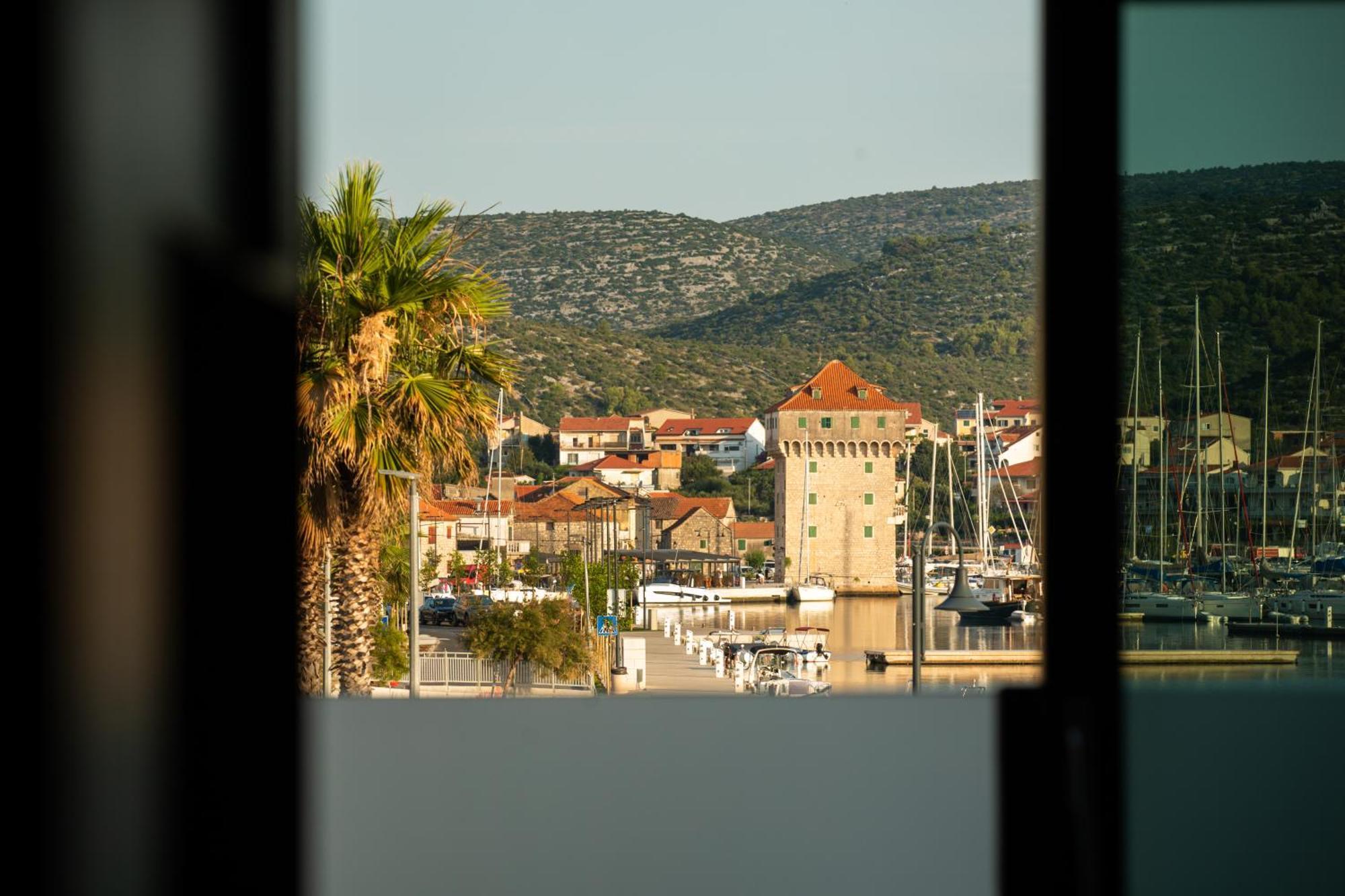 Marinus 4*