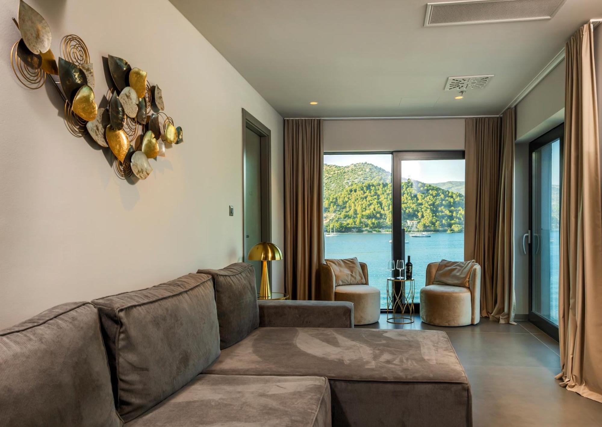 Marinus Hotel